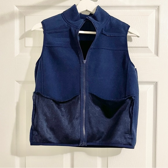 Vineyard Vines Fleece Vest - Picture 6 of 9